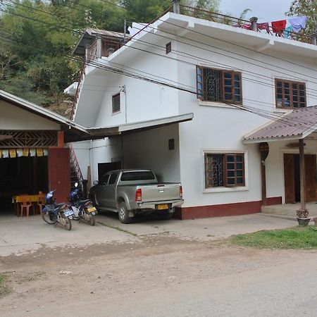 Syvongsack Guesthouse Pakbeng Exterior photo